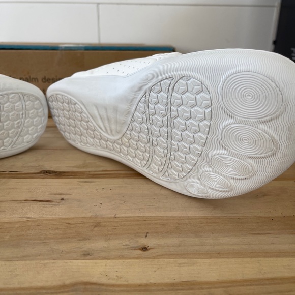 Relxfeet wide palm design to release toe men’s size 8 - Picture 3 of 6